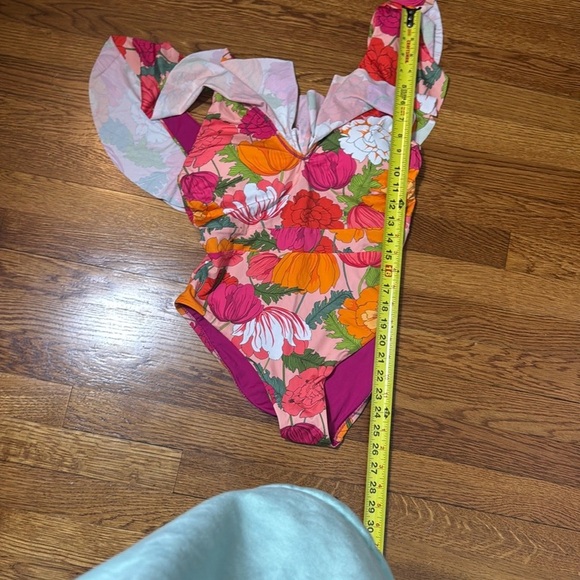 NWOT Trina Turk Standard Sunny Bloom Off Shoulder Ruffled One Piece Swimsuit - Picture 10 of 11